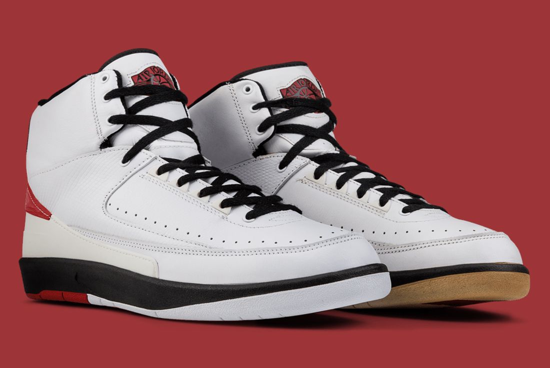 Air Jordan 2 Chicago