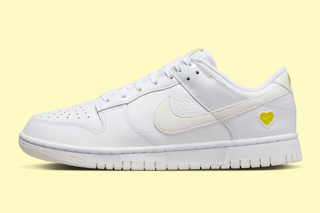 nike dunk low valentine's day yellow heart FD0803-100