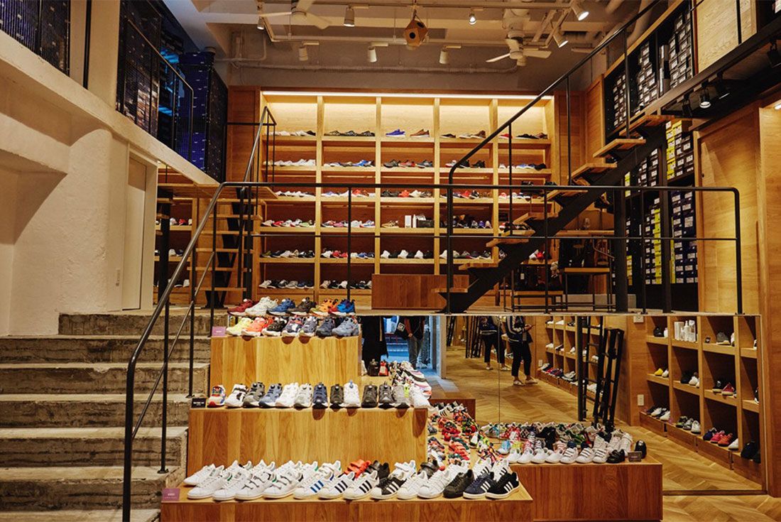 Kicks Lab2 Inside