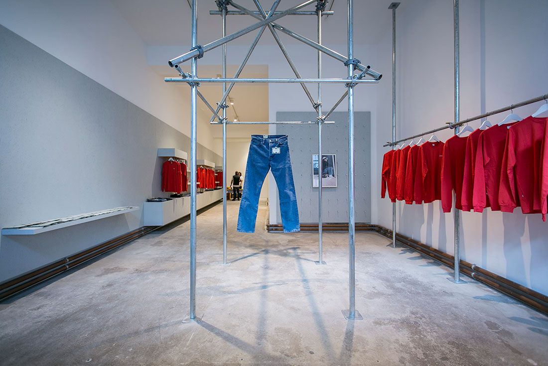 Levis Skateboard Civilist In Store