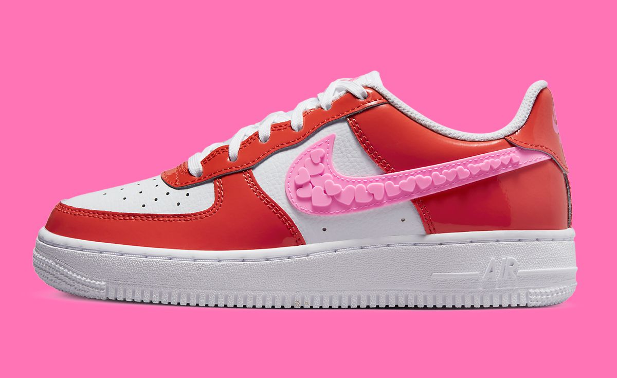 nike-air-force-1-valentines-day FD1031-600