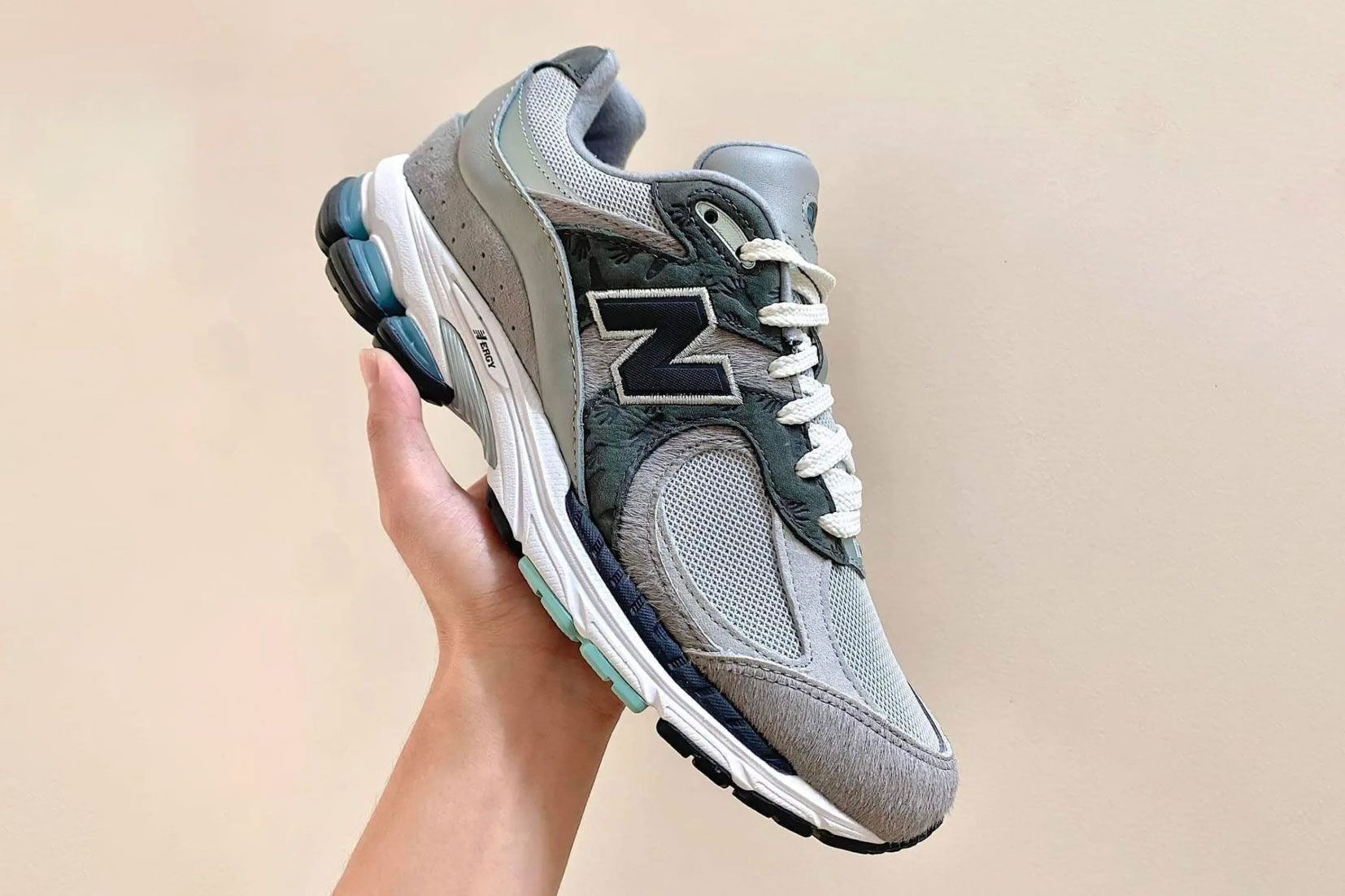 atmos x New Balance 2002R