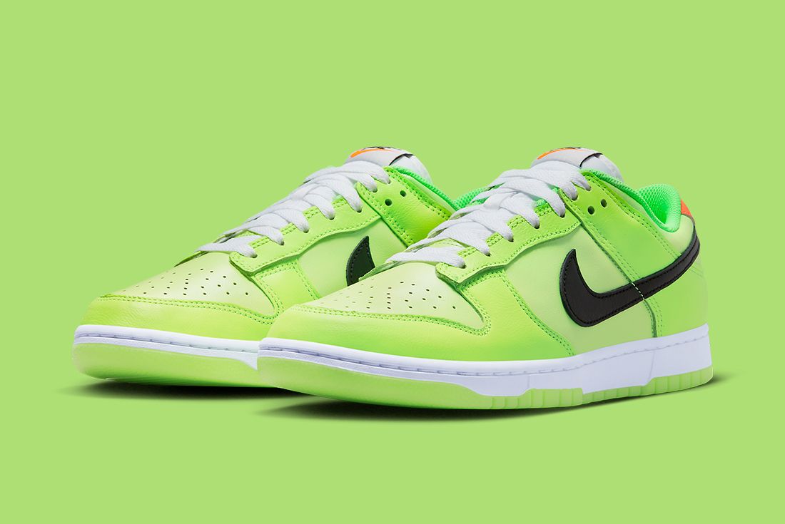 Nike Dunk Low Glow in the Dark FJ4610-702