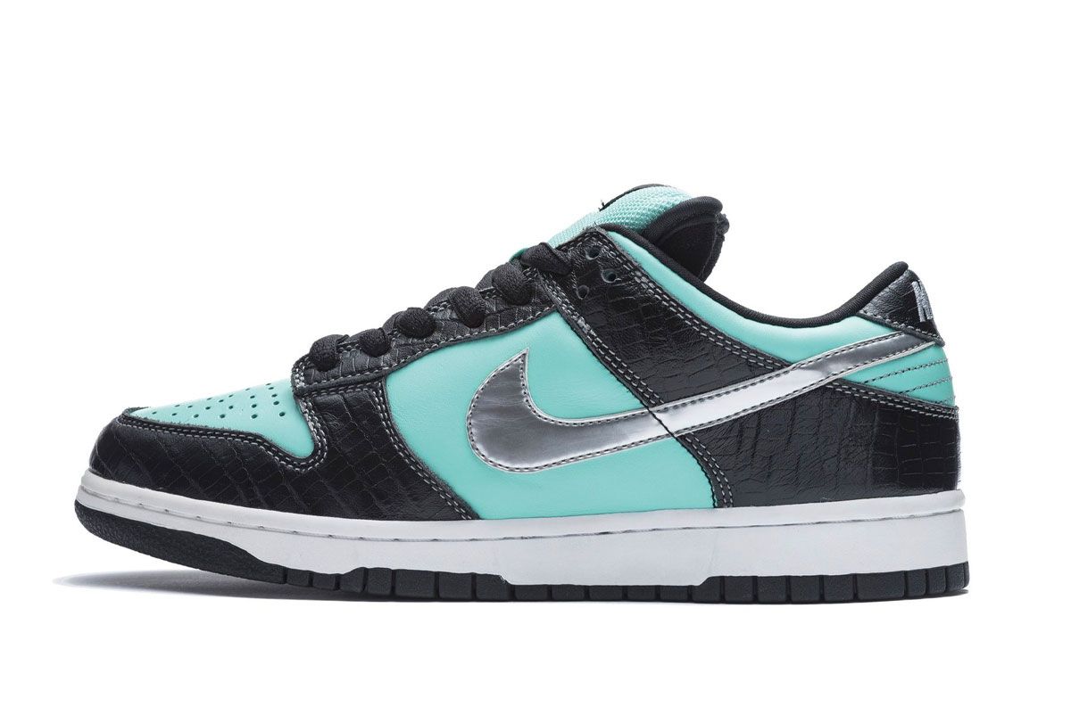 Diamond Supply Co. Nike SB Dunk