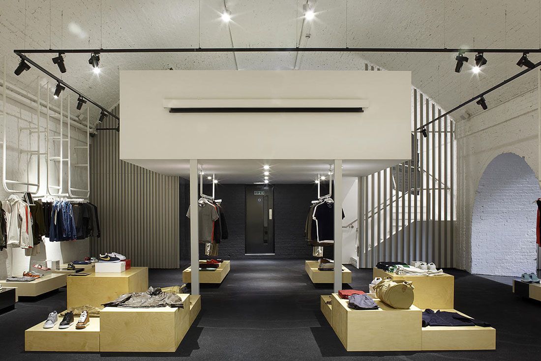 Nikelab London Inside