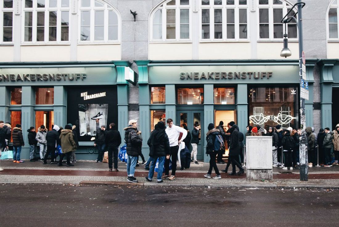 Sneakersnstuff Berlin 1 Front