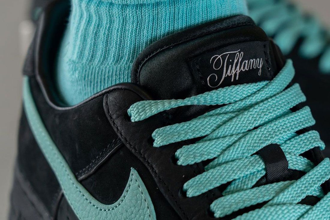 Tiffany & Co. x Nike Air Force 1 '1837' DZ1382-001