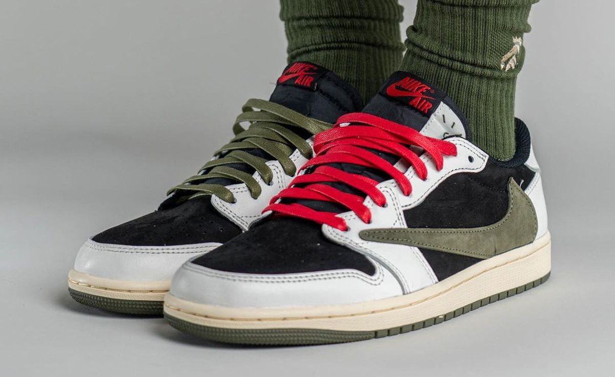 Travis Scott Air Jordan 1 Low Olive DZ4137-106