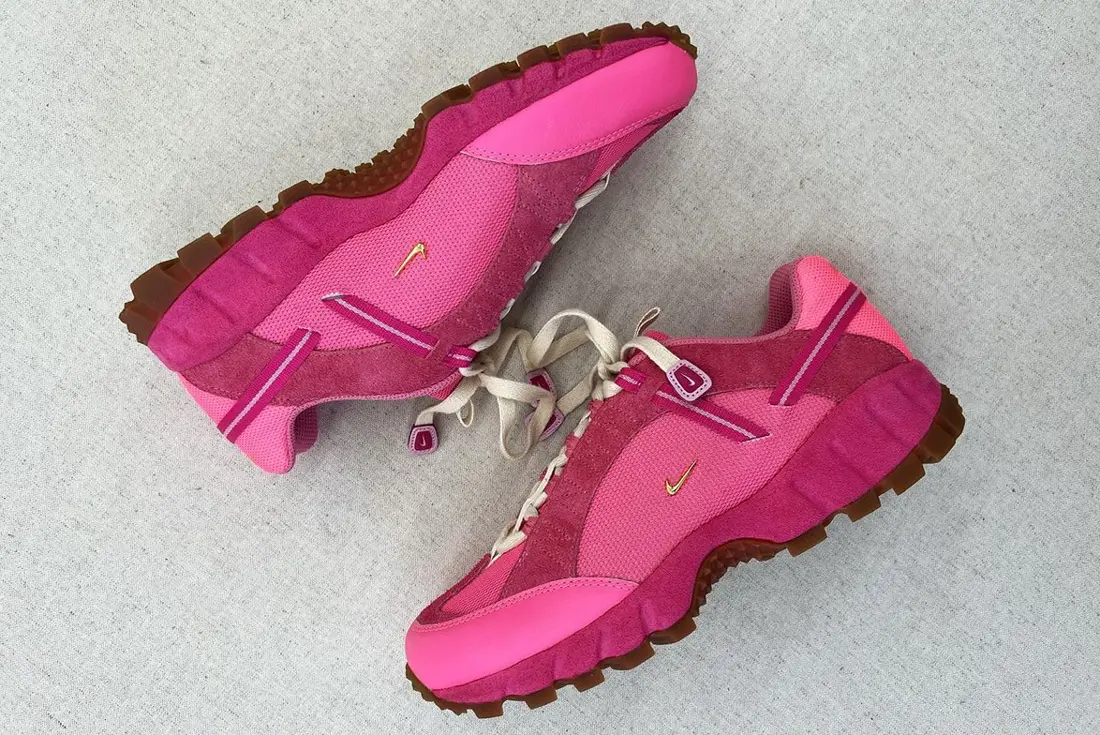 Jacquemues x Nike Air Humara Pink
