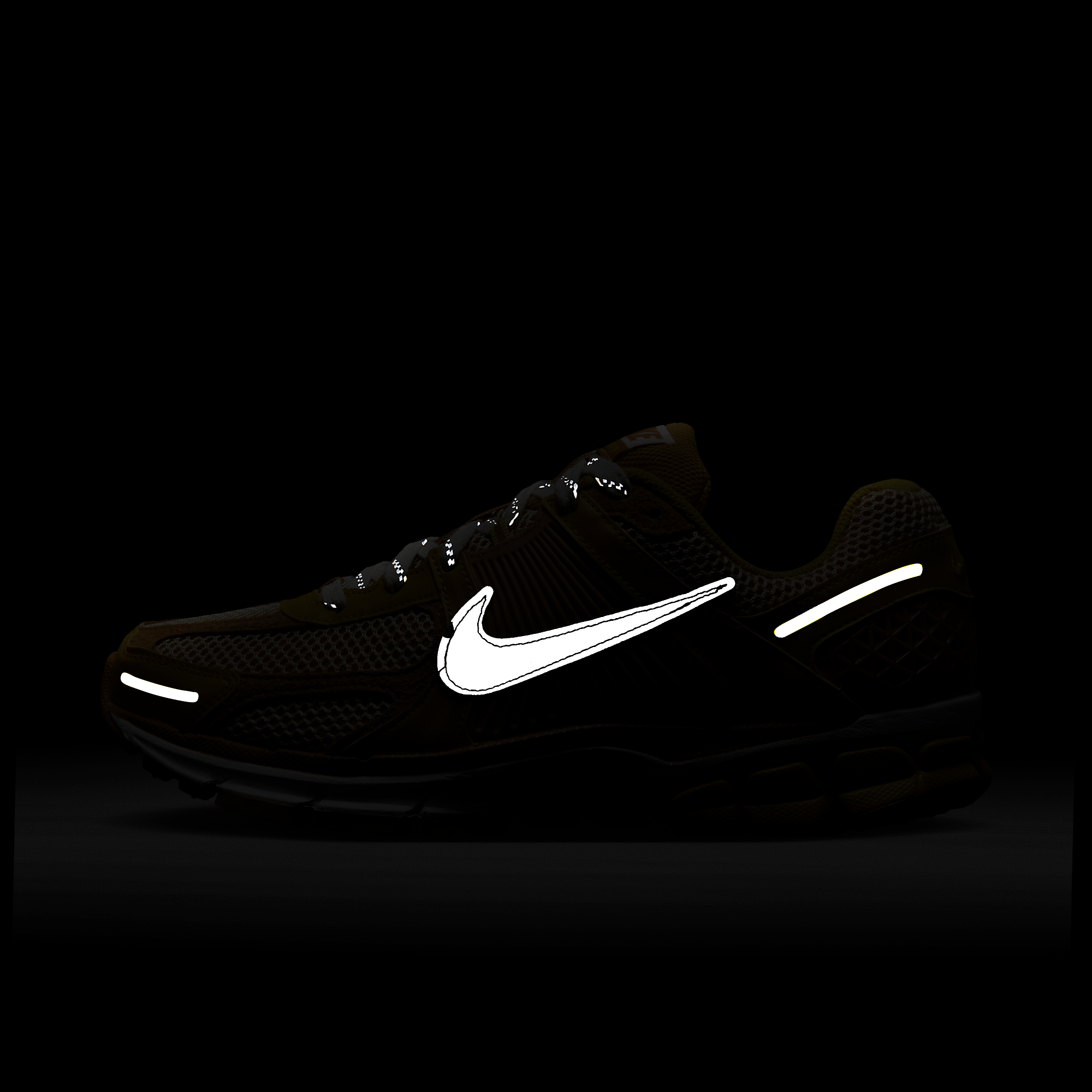 Nike Zoom Vomero 5 Varsity Maize FJ4453-765